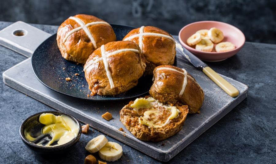 Supermarkets reveal hot cross buns for Easter 2023 Product News