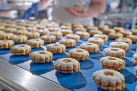Sandwich biscuits on a manufacturing line