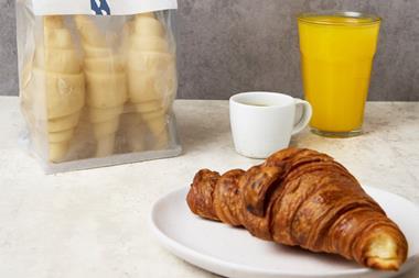 Comptoir Bakery - Bake-at-home croissant 2 - 2100x1400