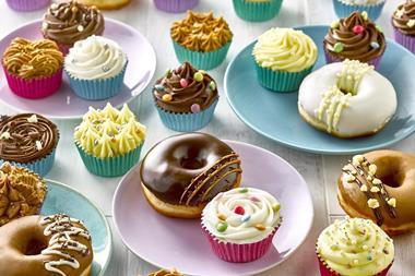 Crembel cupcakes horizontal resizes