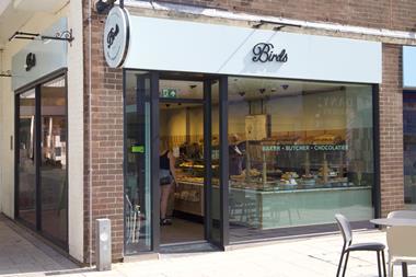 Birds Bakery - Burton-upon-Trent shop exterior  2100x1400