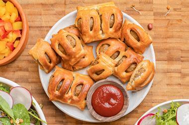 Squeaky Bean Snack Sausage Rolls  2100x1400