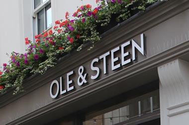 Ole & Steen store
