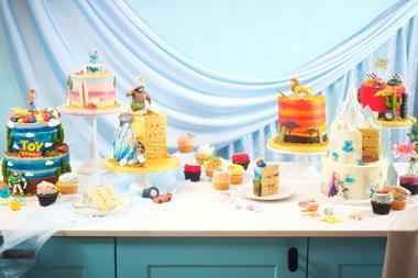 Lola's Cupcakes - Disney movie-themed cakes and cupcakes - 2100x1400