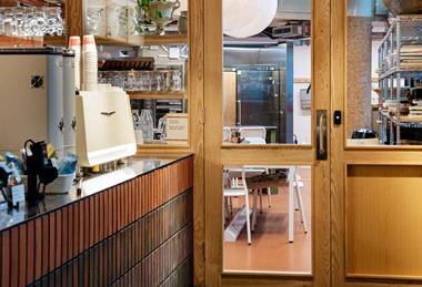 Gail's Bakery - London Fire Brigade building, Southwark Bridge Road   2100x1400