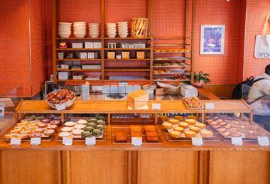 Stacie Ma - Arome bakery in Chinatown - 2100x1400