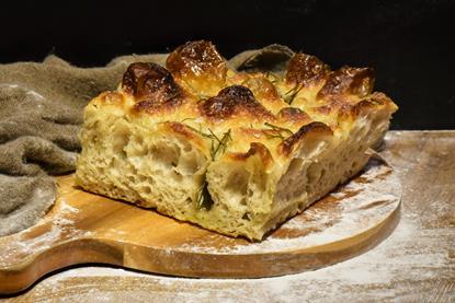 Britain's Best Loaf 20244 winner - the Garlic & Rosemary Deep Pan Focaccia -  4 Eyes Bakery  2100x1400