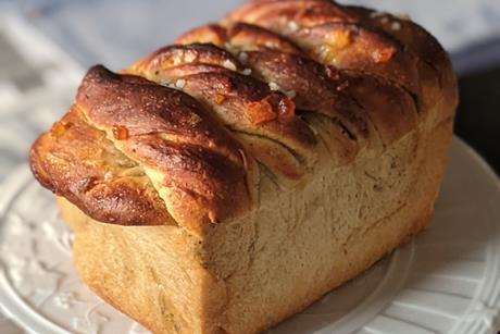 Kuma-San Bakehouse - Lemon and Earl Grey Loaf - 2100x1400