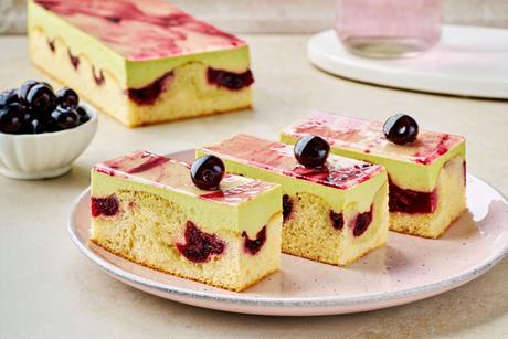 Dawn Cherry Matcha Wave Slice