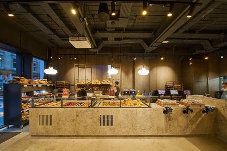 Ole & Steen bakery counter neatly filled with pastries