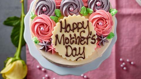 Patisserie Valerie Mothers-Day-Gateau-Top-2