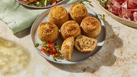 Morrisons Mini Pork Cheese and Pickle Pies  3200x1800