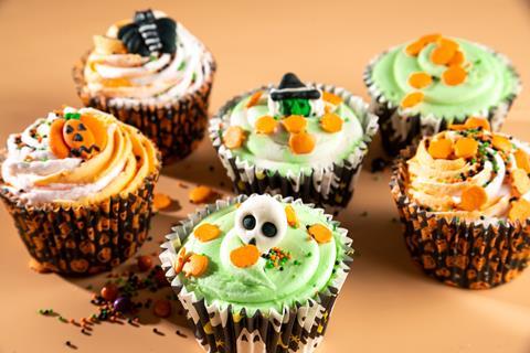 Halloween themed cupcakes - Kluman & Balter  2100x1400