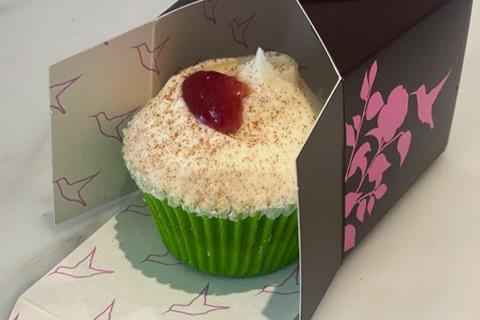 The Hummingbird Bakery Vegan Cinnamon Jam Doughnut Cupcake2