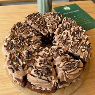Anna's Bakery - Chocolate Cake - 1050x1050