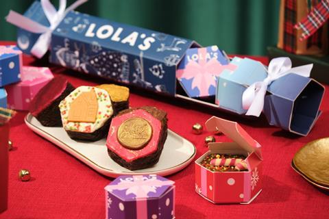 Lola's Cupcakes - Cracker - 2100x1400