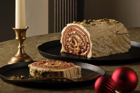 Paul UK - Dubai Chocolate Yule Log - 2100x1400