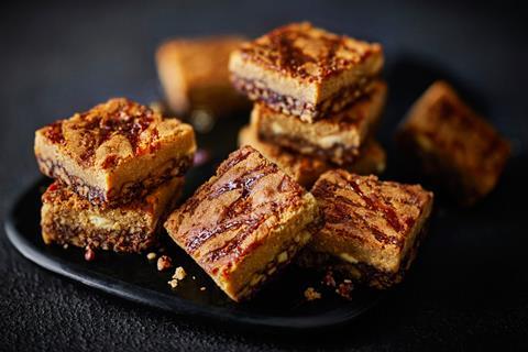 M&S - Pecan & Salted Caramel Blondies - 2100x1400