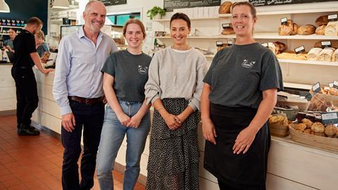 Two Magpies Bakery (3)