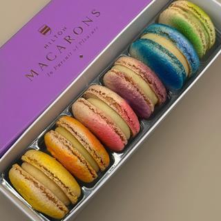 Hilton Macarons - Botanical range - 1080x1080