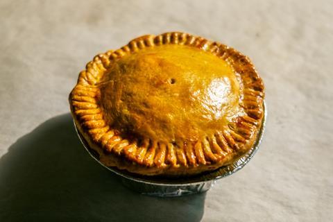 The Hoodwood - Creamy Jerk Chicken & Mushroom Patty Pie - 2100x1400