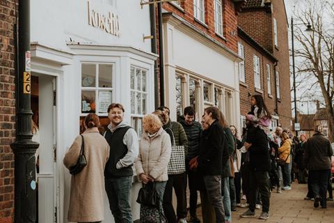 Koselig Bakeri - - Outside queue - 2100x1400