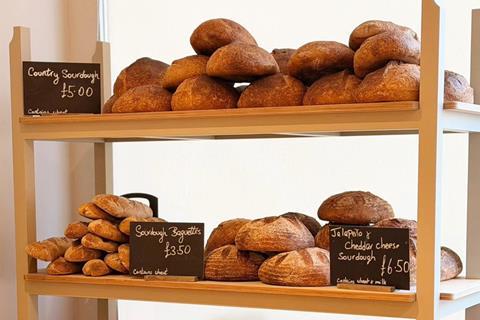 Sourdough Hub - Bread shelves - 2100x1400