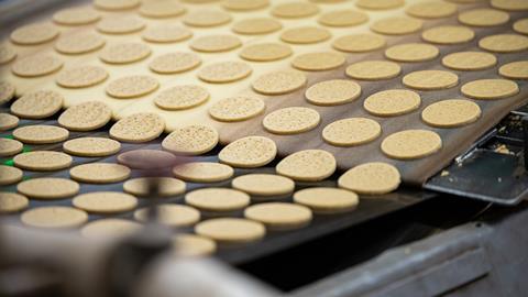 The digestives production line at Hills Biscuits  3200x1800