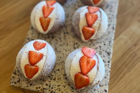 The Old Store Norfolk - Cream bun - 2100x1400