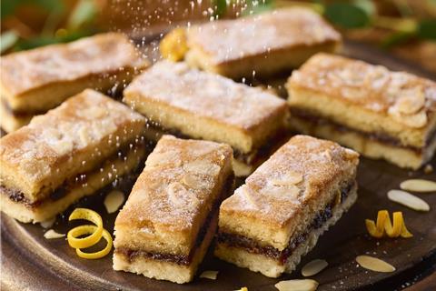 Co-op - Orange & Almond Mincemeat Slice  2100x1400