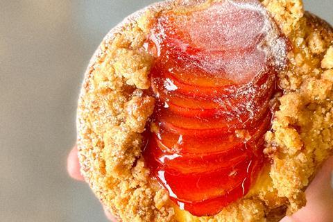 Saint Hugo - Plum & Cassis Bostok - 2100x1400