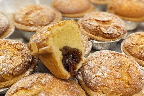 Stacey's Bakery deep-filled mince pie  2100x1400