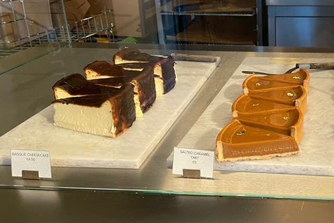 Pollen bakery counter