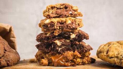 A stack of stuffed cookies