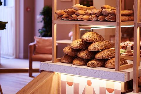 Liam Debois - Sourdough Sophia - 2100x1400