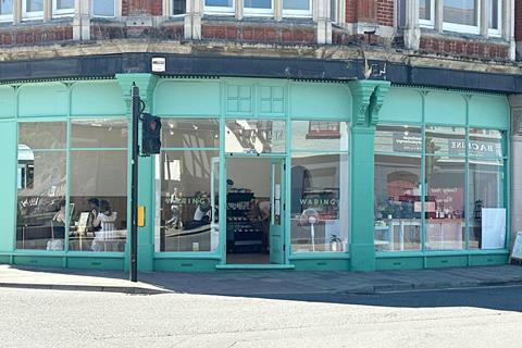 Warings Bakery - 2100x1400