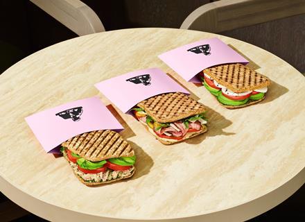 Joe & the Juice - Rye flatbread sandwiches