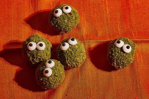 Cutter & Squidge - Eyeball Truffle Brownies -  2100x1400