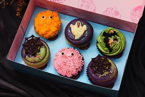 Lola's Cupcakes -  Halloween Cupcakes - 2100x1400