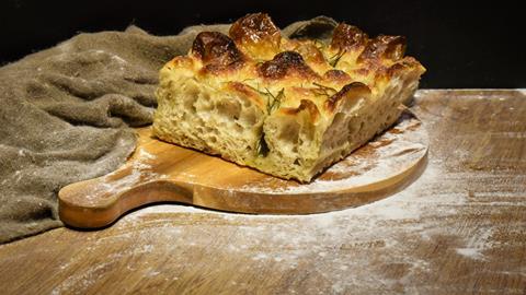 Britain's Best Loaf 20244 winner - the Garlic & Rosemary Deep Pan Focaccia -  4 Eyes Bakery  3200x1800