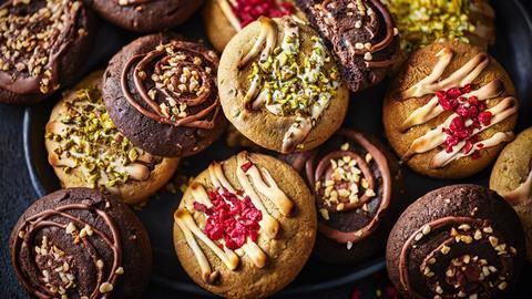 M&S - Chunked N' Loaded Cookies - 2100x1400