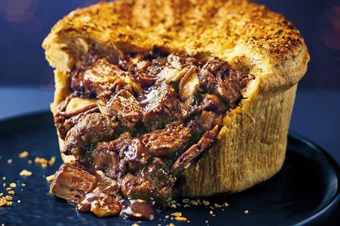 Aldi - Specially Selected Gastro Wagyu & Wild Garlic Pie -  2100x1400