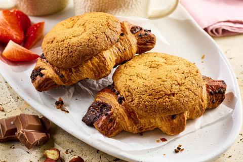 Co-op - Chocolate Hazelnut Cookiessant - 2100x1400