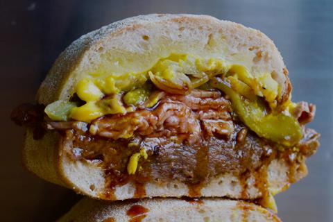 Rogue Sarnies - Festive Beef Dip - 2100x1400