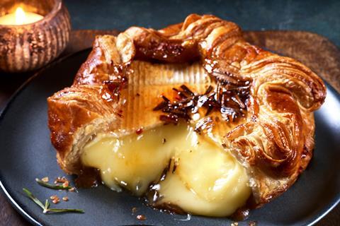 Asda  Exceptional Camembert & Chutney Pastry  2100x1400