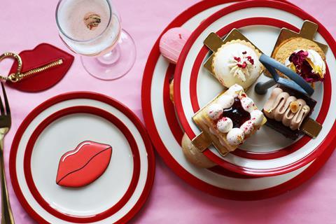 Biscuiteers - Lulu Guinness Afternoon Tea - 2100x1400