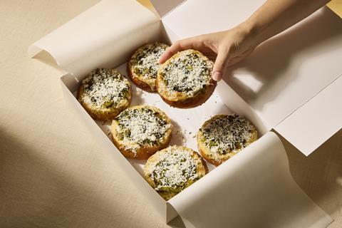 2025_07_23_GAILs AW25_©Ben Carpenter_Cheese & Leek Brioche Bun x6_v2