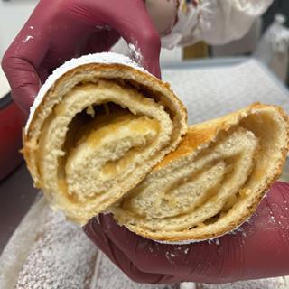 Maddy's Bakery - Vegan apple pie - 1080x1080