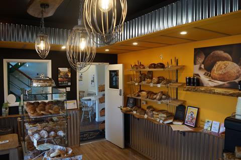 Peter Cooks Bread - Shop interior