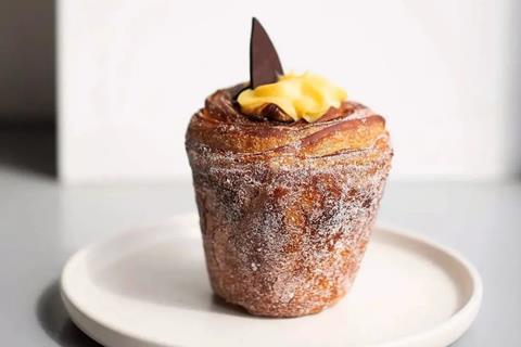 Peter Cooks Bread - Cruffin